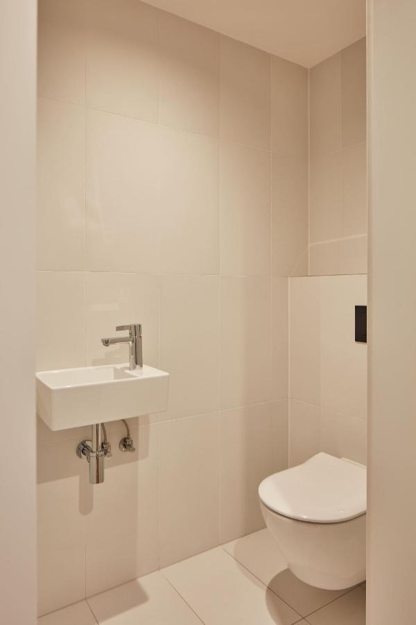 Prague Days - Designer Apts - Garage - Terrace - Easy City Access Praga Exterior foto