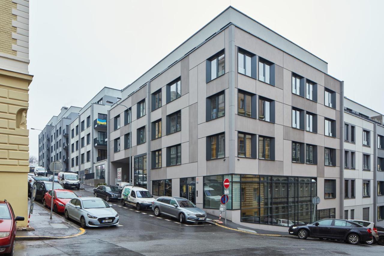 Prague Days - Designer Apts - Garage - Terrace - Easy City Access Praga Exterior foto